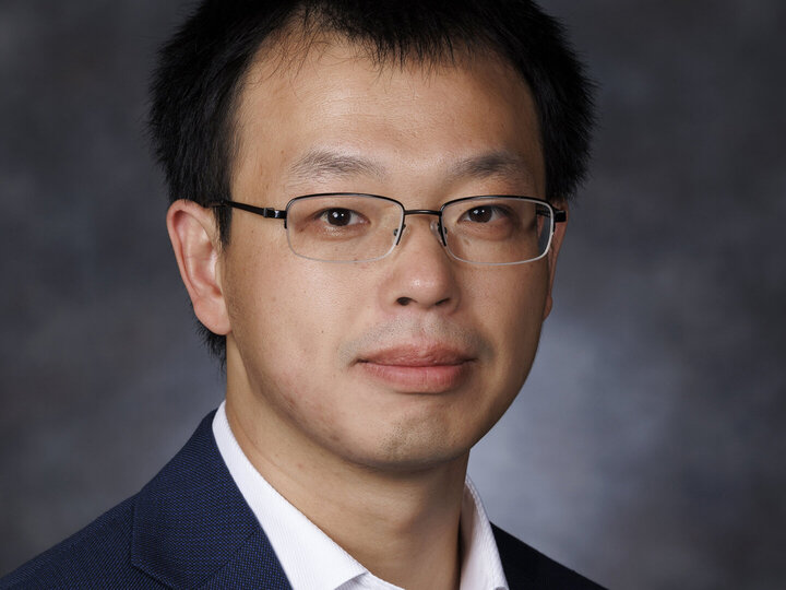 Zuocheng Zhang